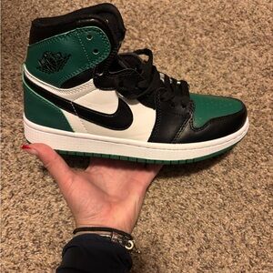 Nike Air Jordan 1 High Green Black White